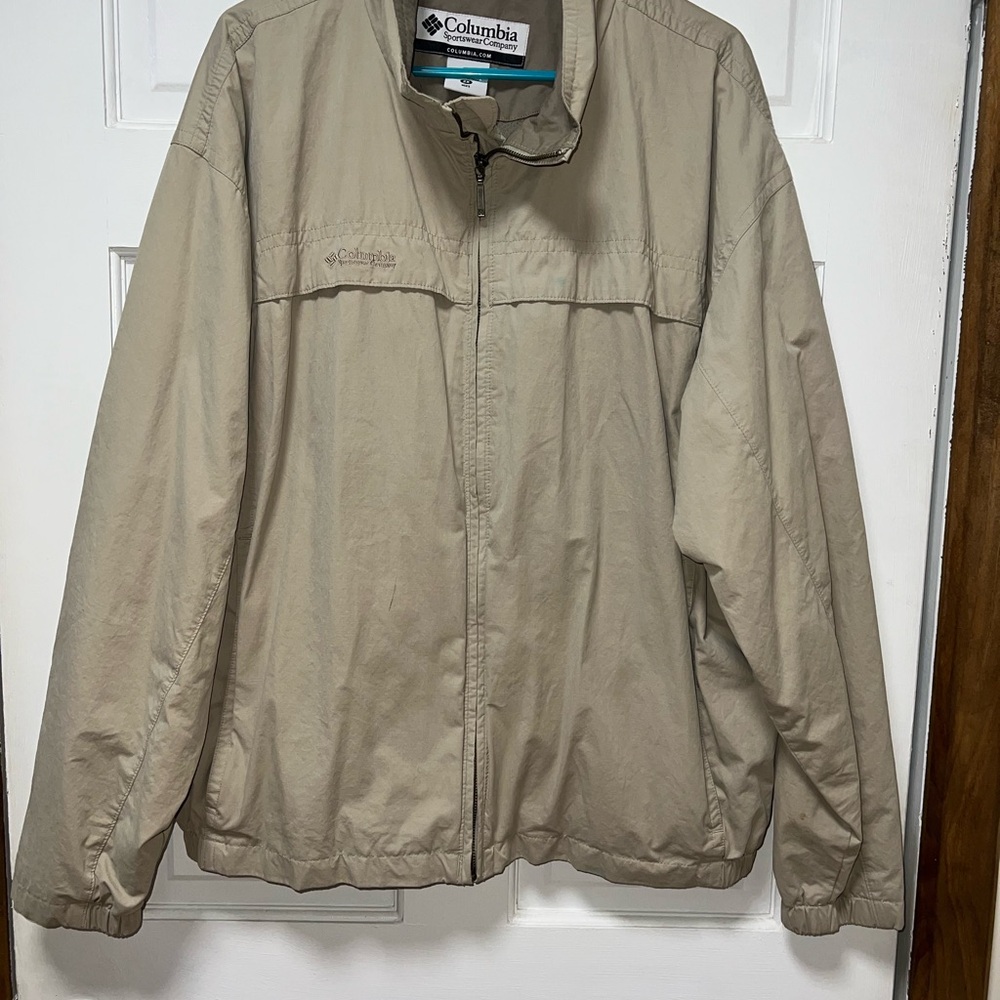 Columbia 2x Men's Beige Lightweight Windbreaker Jacket